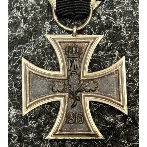 2280 - WW1 Imperial German Eisernes Kreuz 2. Klasse 1914. Iron Cross 2nd class 1914 complete with original ... 