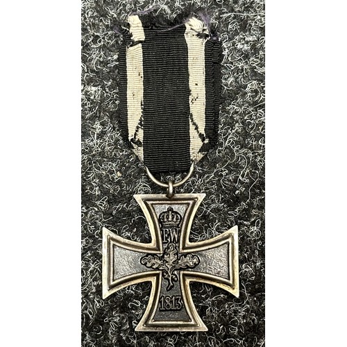 2281 - WW1 Imperial German Eisernes Kreuz 2. Klasse 1914. Iron Cross 2nd class 1914 complete with original ... 