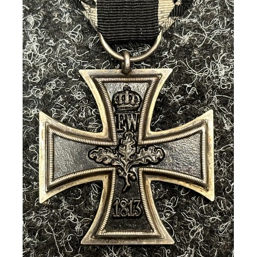 2281 - WW1 Imperial German Eisernes Kreuz 2. Klasse 1914. Iron Cross 2nd class 1914 complete with original ... 