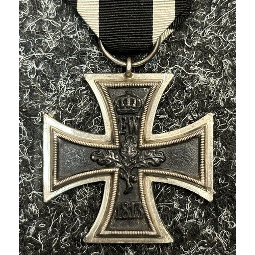 2282 - WW1 Imperial German Eisernes Kreuz 2. Klasse 1914. Iron Cross 2nd class 1914 complete with original ... 