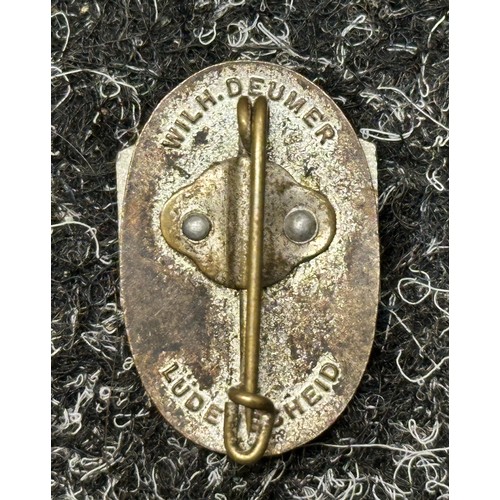 2365 - WW2 Third Reich Reichsbund Deutscher Kleingartner enamel membership badge. Maker marked 