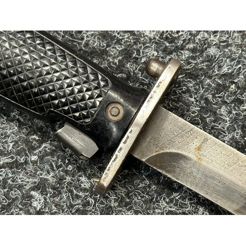 2376 - Post war US M5-1 Knife Bayonet with 170mm long blade. Crossguard is stamped 