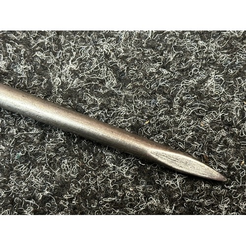 2382 - British No9 bayonet with fullered Bowie style blade 203mm in length pommel marked No 9 MKI 4-53. Ove... 