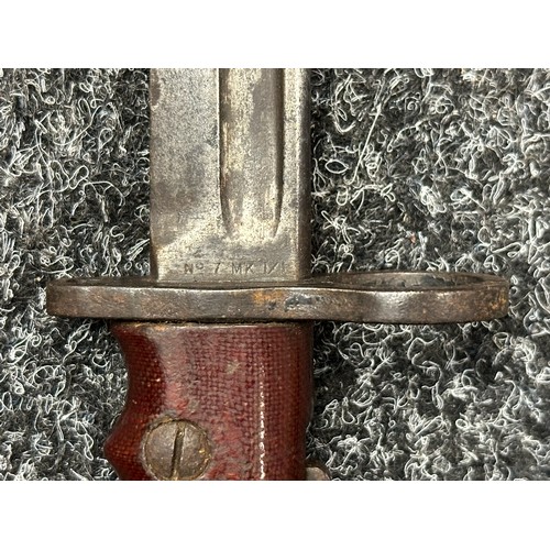 2391 - British No 7 MK I /1. Land Service Bayonet with fullered Bowie style blade 196mm in length. Maker ma... 