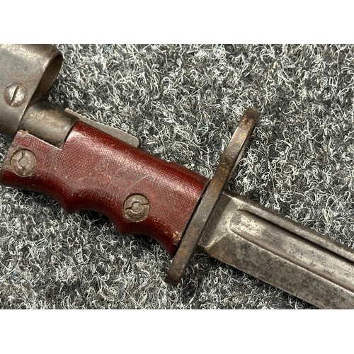 2391 - British No 7 MK I /1. Land Service Bayonet with fullered Bowie style blade 196mm in length. Maker ma... 