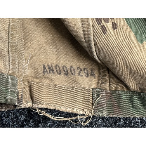 2396 - British Airborne Denison Smock 1959 pattern. Full length zip fastner in working order. Newey press s... 