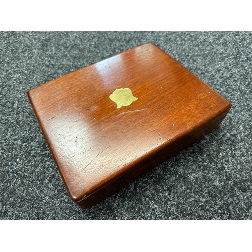 2427 - Pistol Box with shield shaped brass plaque to lid. No engraving. Size 263mm x 212mm x 55mm. Working ... 