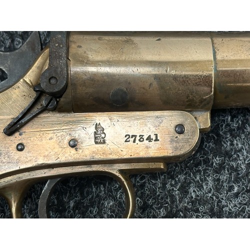 2448 - Deactivated WW1 British Webley & Scott Flare Pistol Serial Number 27341. 105mm long barrel. Wooden g... 