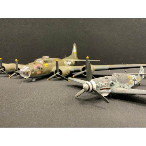 49 - Corgi Boxed Aviation Archive 1:72 scale AA39915 Boeing B-17F Flying Fortress & Messerschmitt Bf109G-... 