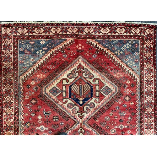 161 - A North West Persian Heriz Rug (205cm x 130cm)