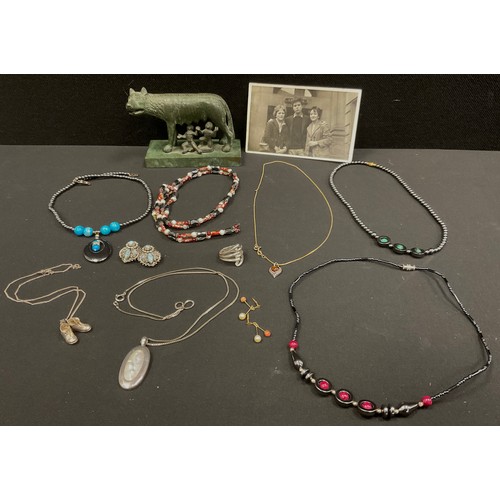 235 - Jewellery - A hematite bead necklace, others, malachite, etc;  silver and mother of pearl, ring, ear... 