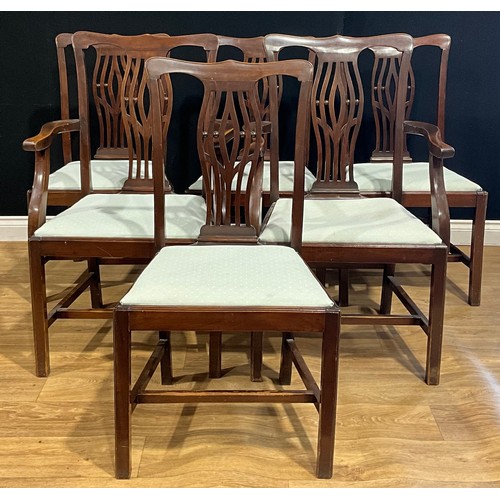 647 - A set of six Chippendale Revival mahogany dining chairs