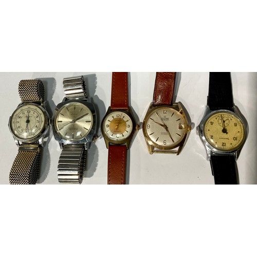 564 - A collection of vintage wristwatches, Newmark, Allaine, Janru, Solora and Ramino (5)