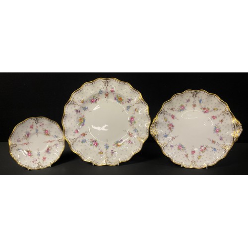 667 - A Royal Crown Derby Royal Antoinette pattern dinner plate, two handled sandwich plate, saucer, all s... 