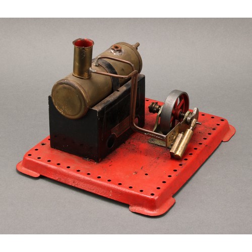 81 - Toys & Juvenalia (Locomotives) - a Mamod tinplate stationary live steam engine, cylindrical engine w... 