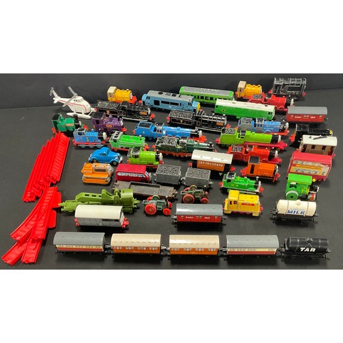 737 - Toys - Thomas The Tank Engine, by Ertl, various engines, track and accessories