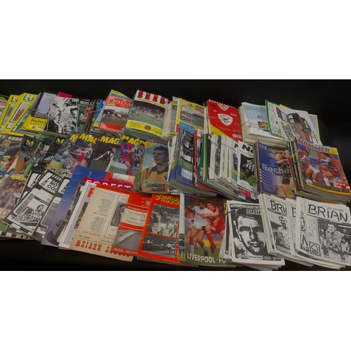 761 - Sport - Football - assorted programmes, including England Internationals; cup ties and final ties; C... 