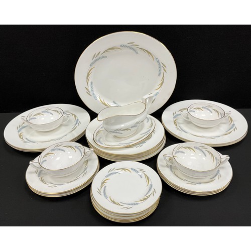 76 - Royal Worcester ‘Harvest Ring’ dinner ware comprised of; one meat dish, five dinner plates, five sma... 