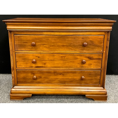 108 - A Willis and Gambier Walnut chest of drawers, over-sailing top, with ‘hidden’ drawer to frieze, abov... 