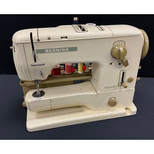 200 - A 1960s/70s Bernina Record type 730 electric sewing machine with pedal, etc in case.