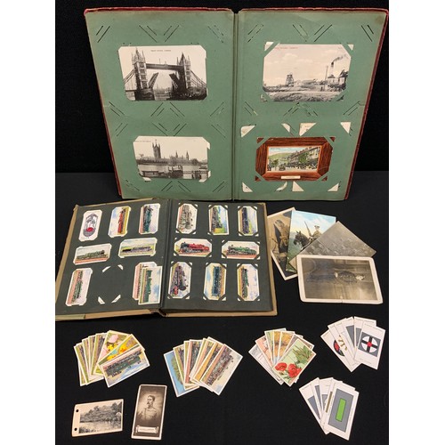 197 - Postcards & cigarette cards - early 20th century and later inc World War I military cards, Mancheste... 