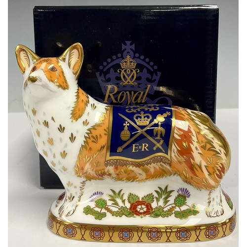 24 - A Royal Crown Derby paperweight, Diamond Jubilee Celebration Corgi, exclusive to Peter Jones, Wakefi... 