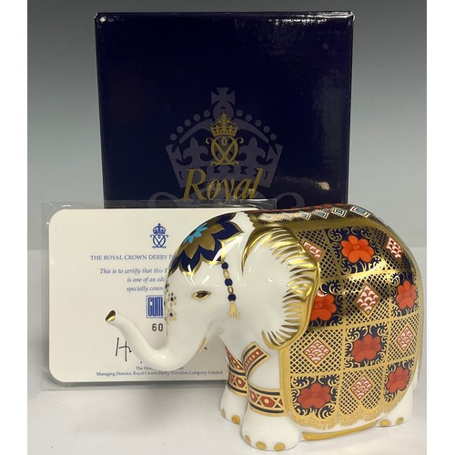 40 - A Royal Crown Derby paperweight, Elephant, decorated in the 1128 Imari palette, specially commission... 