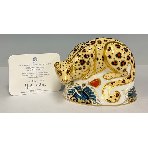 3 - A Royal Crown Derby paperweight, Savannah Leopard, from the Endangered Species collection, limited e... 