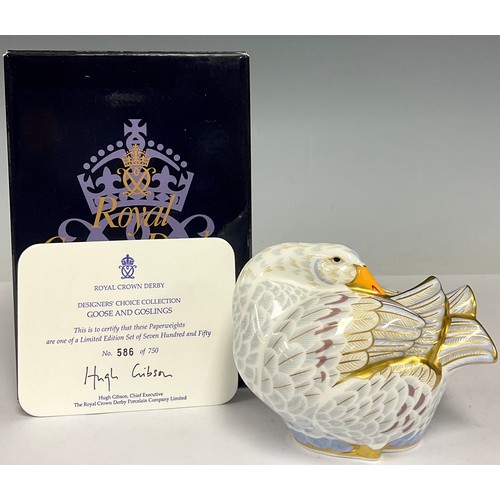 5 - A Royal Crown Derby paperweight, Goose 