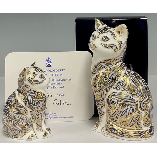 8 - A Royal Crown Derby paperweight, Majestic Cat, limited edition 565/3,500, printed marks in red, gold... 