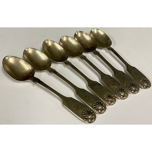 68 - A set of six Victorian silver tea spoons, by George Aldwinckle, shell handles, monogrammed RY, Londo... 