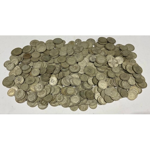 167 - Coins - British - a quantity of British silver coins, 1920 to 1946, florins, sixpences, shillings, e... 