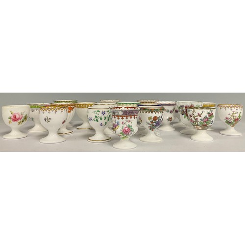 219 - Twenty Copeland Spode egg cups