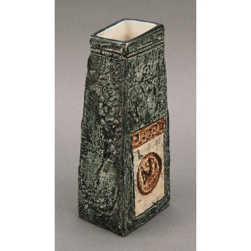 3174 - A Troika coffin vase, by Alison Brigden (1977 to 1983) 17cm, monogrammed