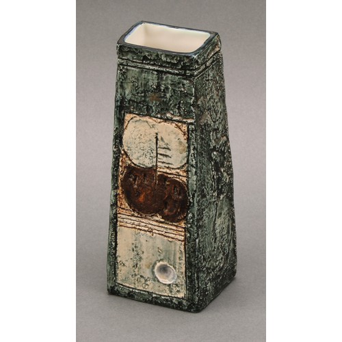 3174 - A Troika coffin vase, by Alison Brigden (1977 to 1983) 17cm, monogrammed