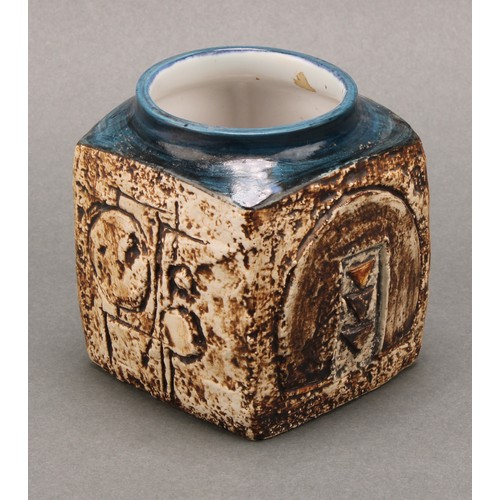 3178 - A Troika marmalade pot, by Annette Walters, 9cm, monogrammed, c.1979