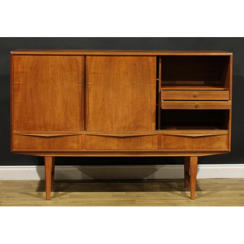 3317 - Mid-century Design - a Danish teak sideboard, designed by Erling W. Bach for Sejling Skabe, 112.5cm ... 