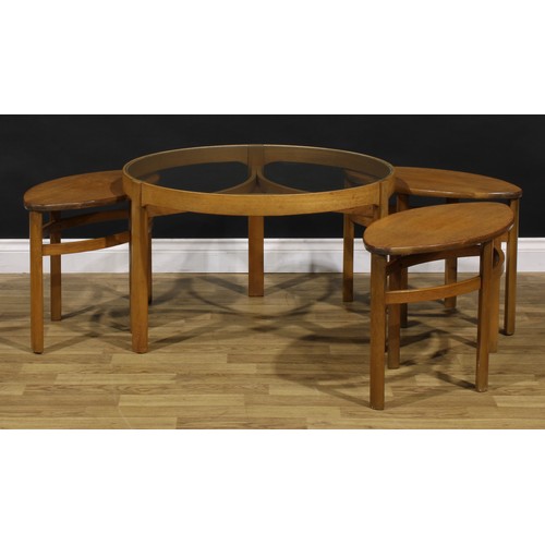 3392 - Mid-century Design - a Trinity coffee table nest, by Nathan, the largest 51cm high, 82cm diameter, t... 