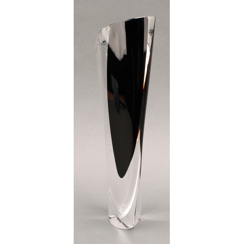 3232 - A Swedish Kosta Boda monochrome glass vase, designed by Göran Wärff (1933–2022), 26cm