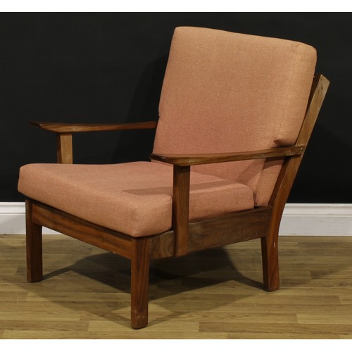 3352 - A pair of retro lounge chairs, in the manner of Hans J. Wegner, 80cm high, 69.5cm wide, the seat 54c... 