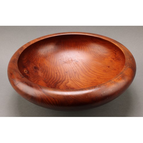 3396 - Cecil Colyer (d.1994) - a large turned treen table centre bowl, signed, 37cm diam

Note: After warti... 