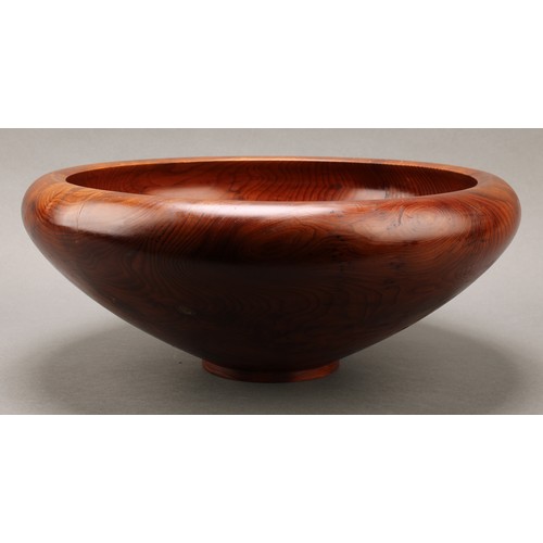 3396 - Cecil Colyer (d.1994) - a large turned treen table centre bowl, signed, 37cm diam

Note: After warti... 