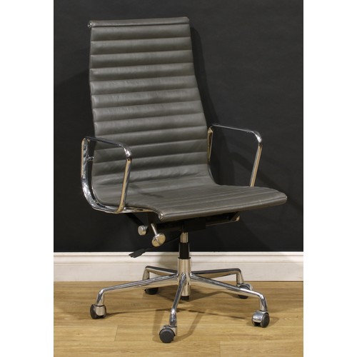 3305 - 20th Century Design - a pair of swivel office chairs, after a design by Charles & Ray Eames for Herm... 