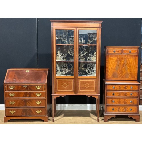 425 - An Edwardian style mahogany display cabinet, 179cm high, 89.5cm wide, 33cm deep; a George III style ... 