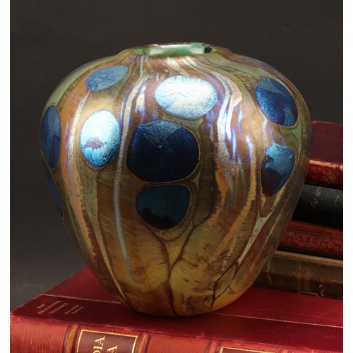 2453 - An art glass vase, by Norman Stuart Clarke, 17.5cm high, etched signature, dated 81