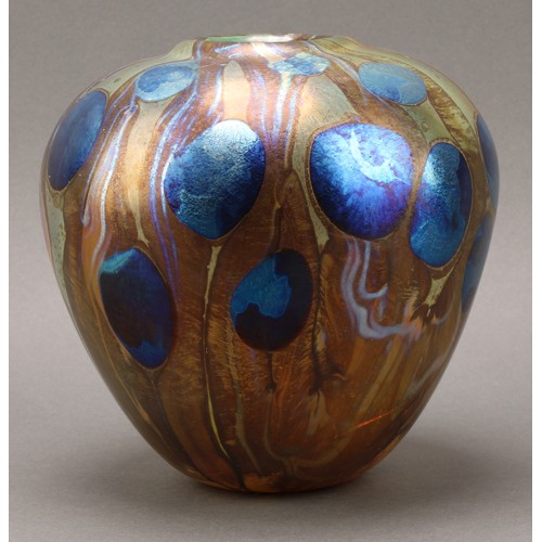 2453 - An art glass vase, by Norman Stuart Clarke, 17.5cm high, etched signature, dated 81