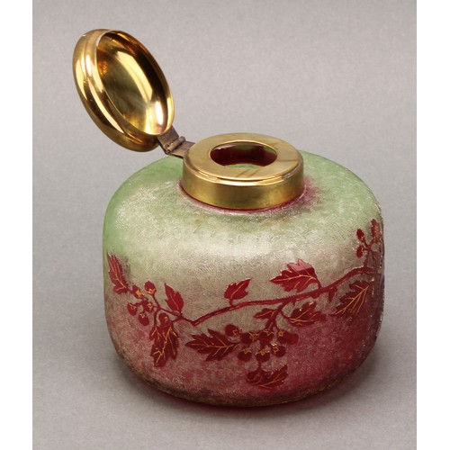 2395 - An early 20th century cameo glass inkwell, decorated with trailing branches on a frosted ground, hin... 