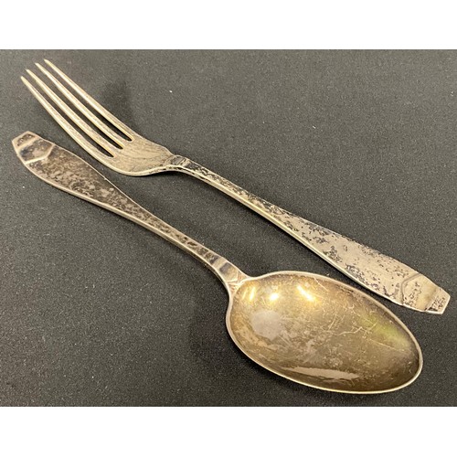 5065 - A Dutch Art Deco silver table spoon and fork, 127g