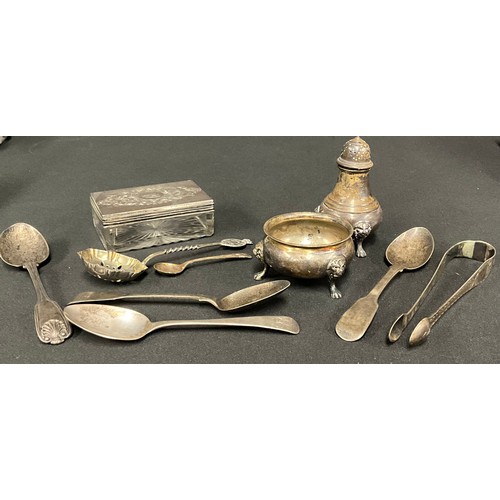 5068 - A George V silver pepper and salt, Chester 1934; other George III and later silver, various dates an... 