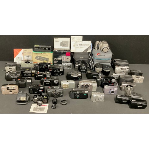 5104 - Photography - a FinePix 4900Z Zoom 6X digital camera outfit, Fujinon lens, cased; a Pentax Auto110 m... 